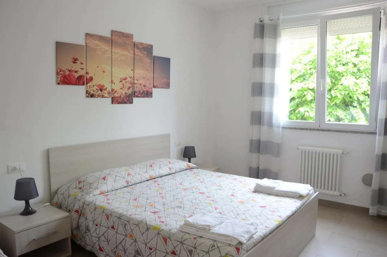 La Casa Di Pippo-Bilocale Rosso Villa Albenga