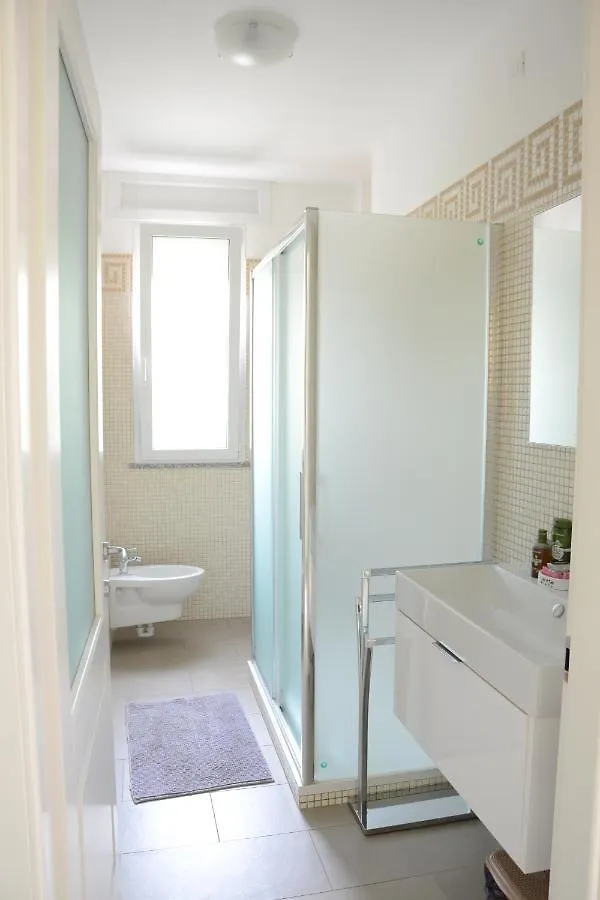 La Casa Di Pippo-Bilocale Rosso Villa Albenga Holiday home